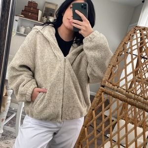 Vintage fuzzy Sherpa oversized bomber style hooded jacket size m